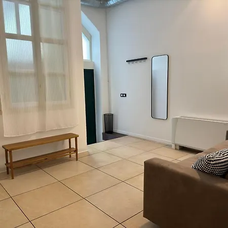 Lagrottizia - 3 Minuti Dal Apartament Como